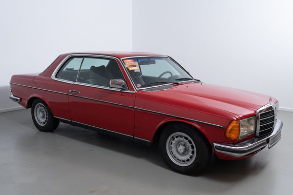 Mercedes-Benz 230 C (C 123)