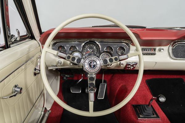 Ford Mustang Convertible A-Code 289 V8