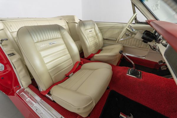 Ford Mustang Convertible A-Code 289 V8