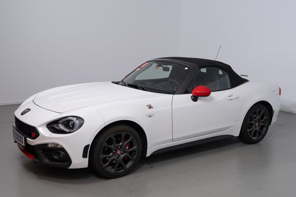 Abarth 124 Spider
