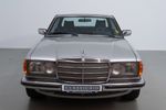 Mercedes-Benz 230 C (C 123)