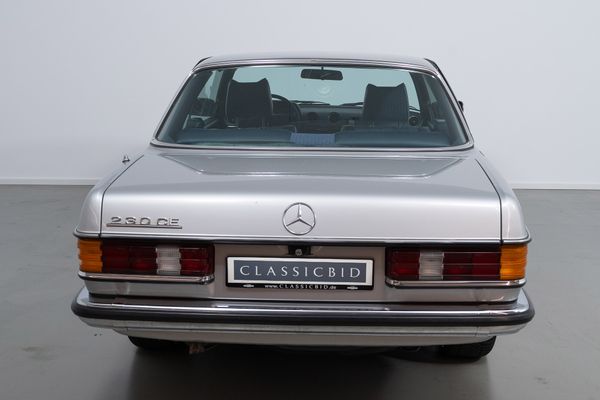 Mercedes-Benz 230 C (C 123)