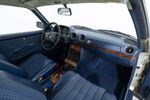 Mercedes-Benz 230 C (C 123)