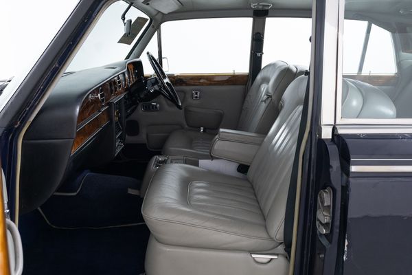 Rolls-Royce Silver Wraight II