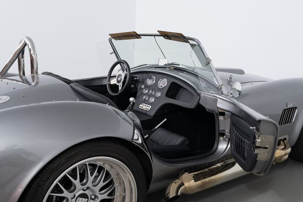 Dax Tojeiro 427 Cobra “Street Edition”