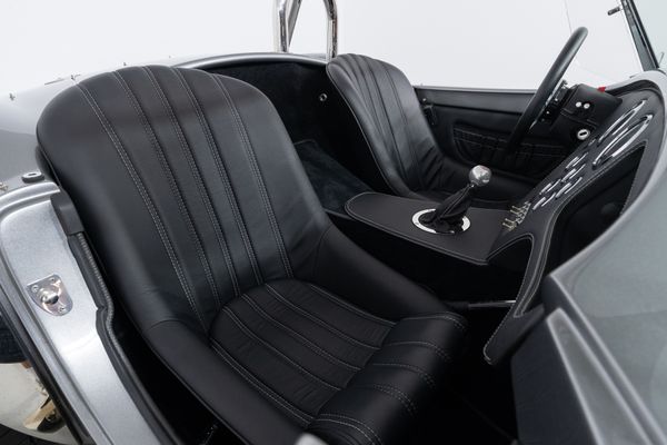 Dax Tojeiro 427 Cobra “Street Edition”
