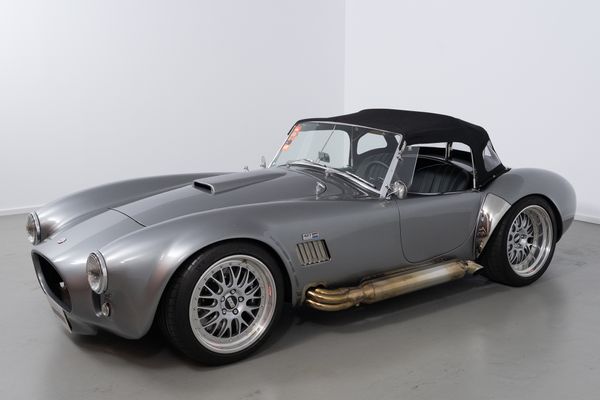 Dax Tojeiro 427 Cobra “Street Edition”