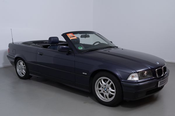 BMW 318i Cabriolet