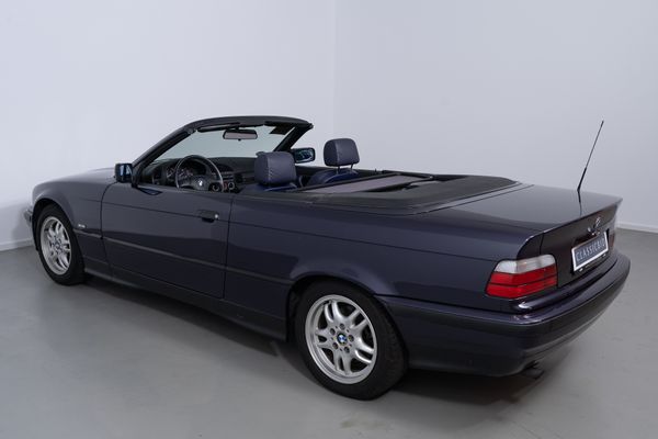 BMW 318i Cabriolet