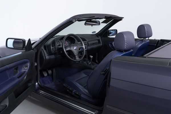 BMW 318i Cabriolet