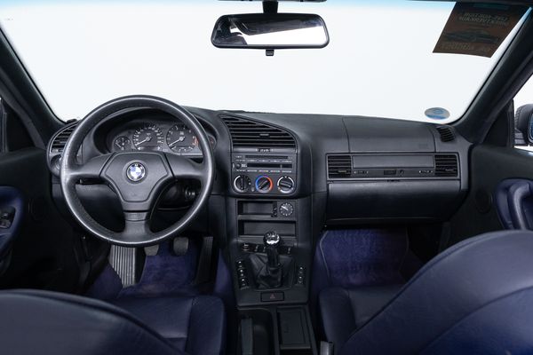 BMW 318i Cabriolet